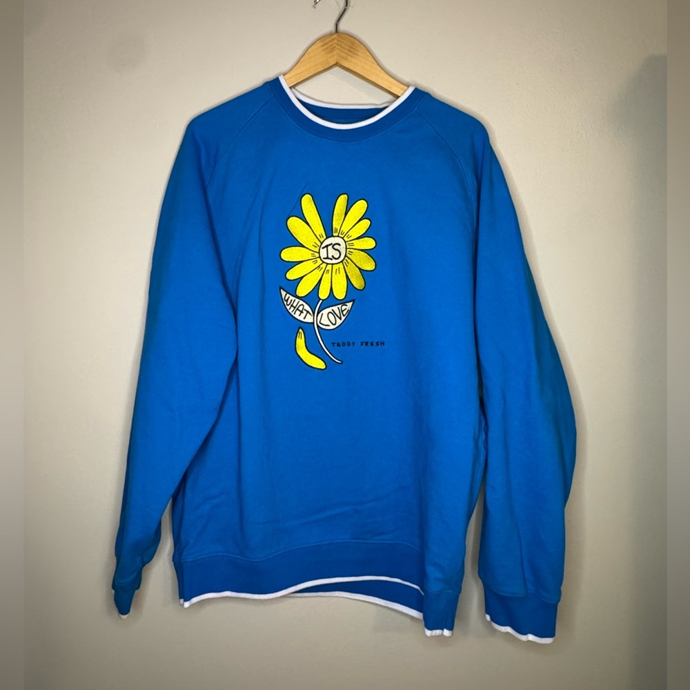 Teddy Fresh Blue Crewneck Sweater with‎ Yellow Graphic